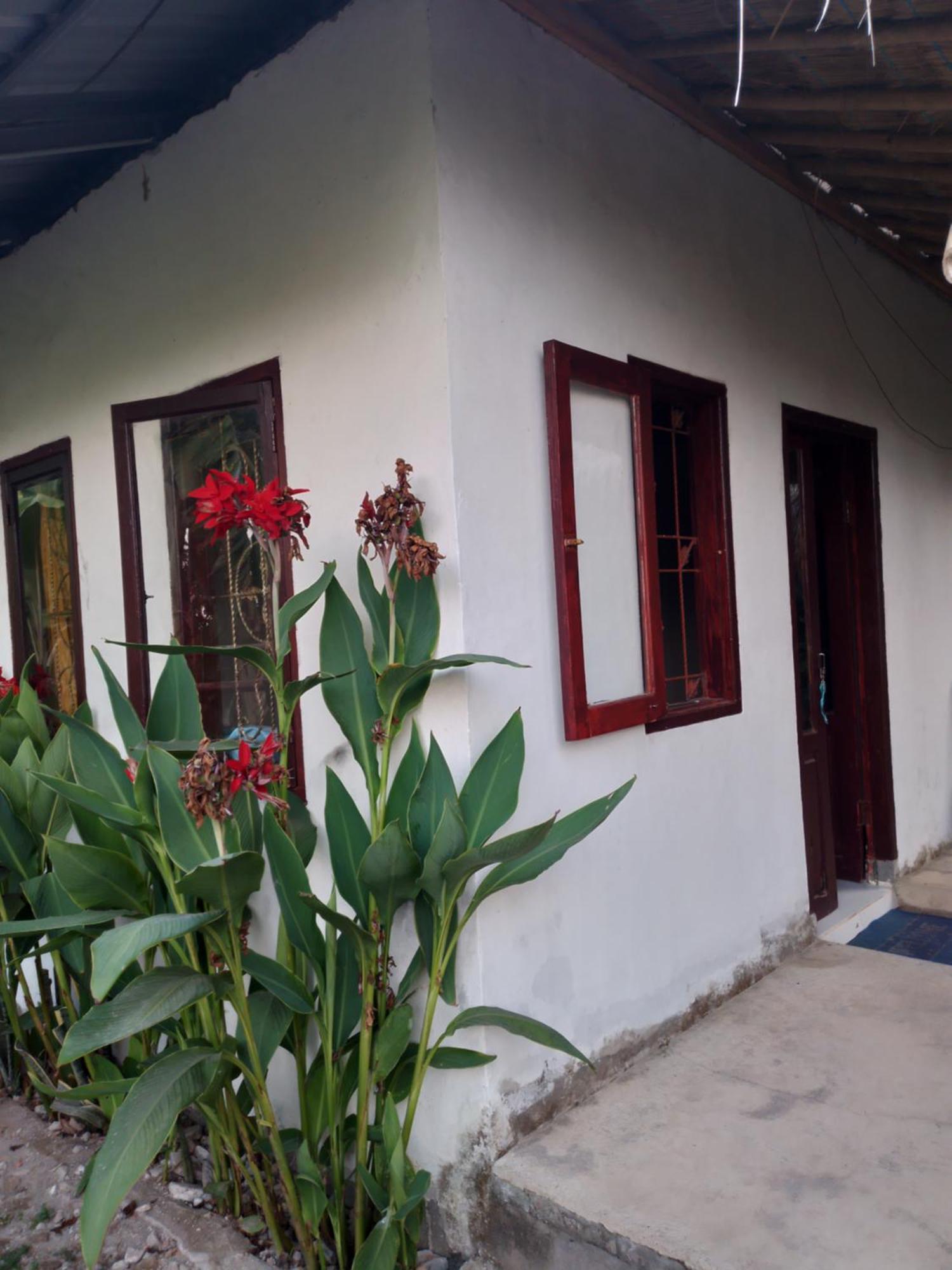 Kembang Kuning Cottages Tetebatu Kamer foto